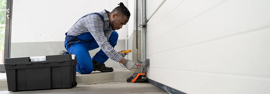 Repair Garage Door Not Closing But Light Flashing in St Petersburg, FL