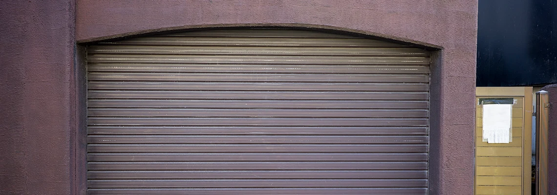 Fallen Garage Door Worn Rollers Replacement in St Petersburg, Florida